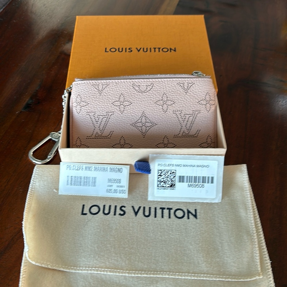 Authentic Louis Vuitton Key/card wallet